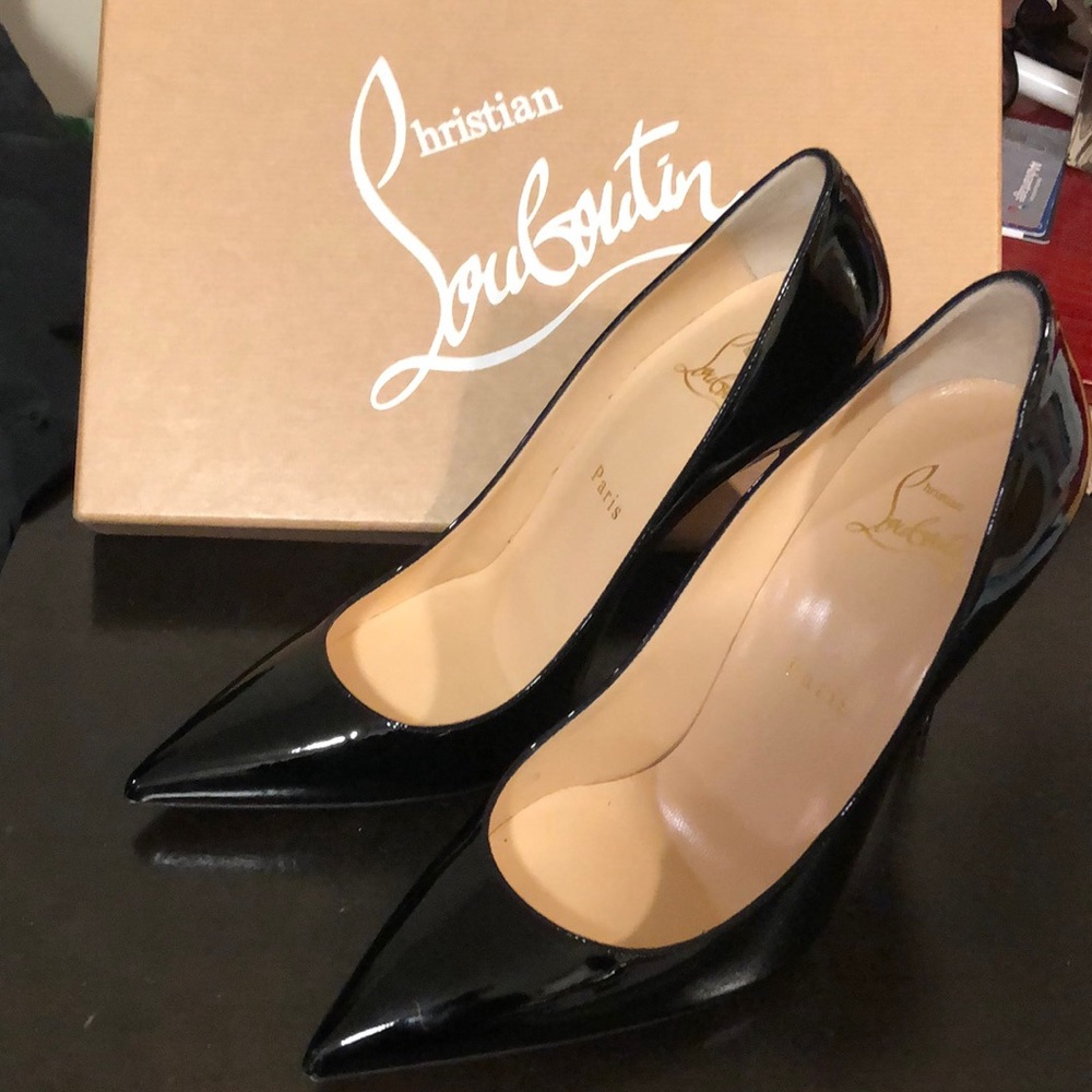 Christian LouBoutin Décolleté Patent Leather Pumps